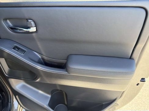 Used 2022 Nissan Frontier Pro-X w/ Pro-X Premium Package RWD image 21