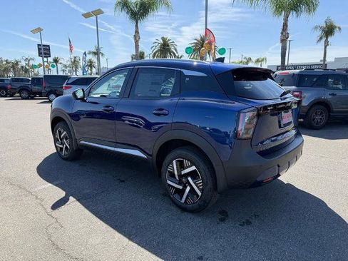 New 2026 Nissan Kicks SV image 4