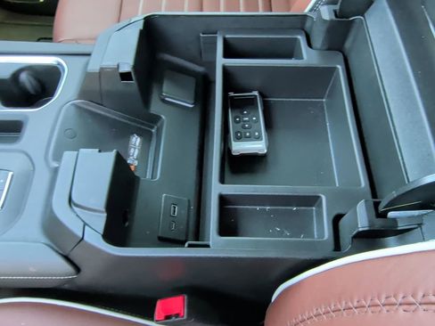 Used 2025 GMC Sierra 1500 Denali Ultimate image 33