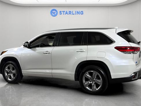 Used 2019 Toyota Highlander Limited FWD image 5