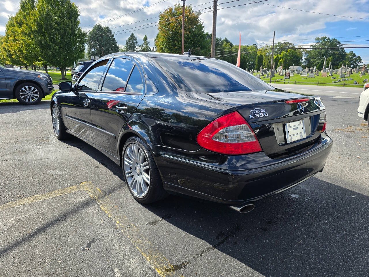 Used 2008 Mercedes-Benz E 350 4MATIC Sedan image 5