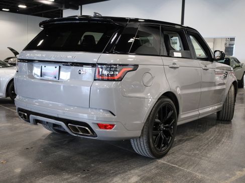 Used 2022 Land Rover Range Rover Sport SVR image 6