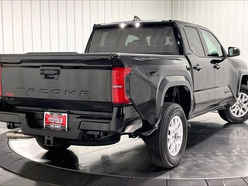 New 2026 Toyota Tacoma SR5 AWD/4WD image 14