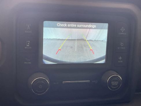 Used 2019 Jeep Wrangler Unlimited Sport S AWD/4WD image 17