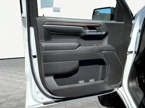 Used 2022 Chevrolet Silverado 1500 RST RWD image 20
