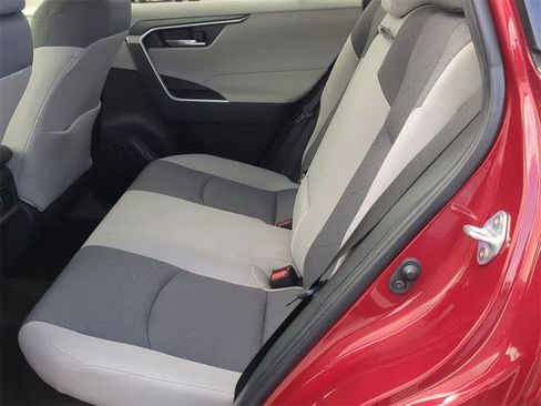 Used 2023 Toyota RAV4 XLE w/ Convenience Package image 18