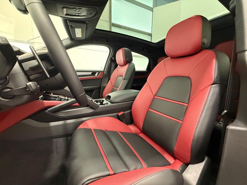 New 2026 Porsche Cayenne S AWD/4WD image 5