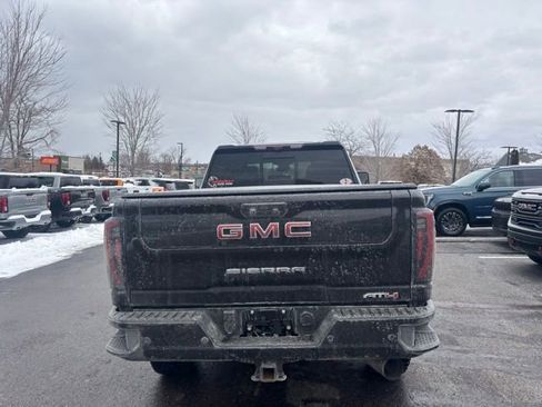 Used 2024 GMC Sierra 2500 AT4 w/ Technology Package image 6
