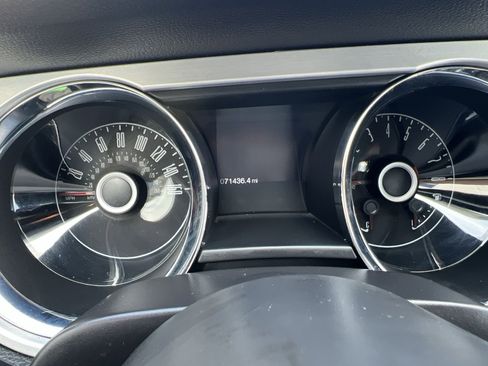 Used 2014 Ford Mustang Premium image 17