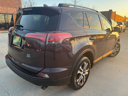 Used 2017 Toyota RAV4 LE image 4