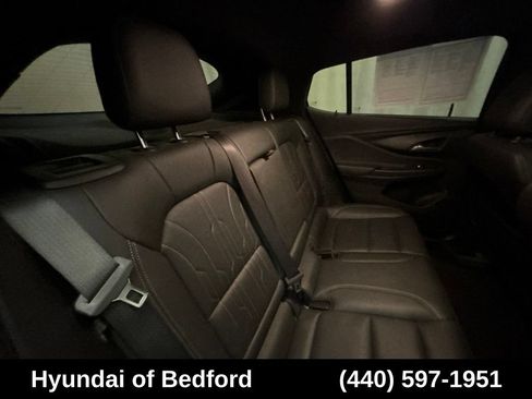 Used 2025 Buick Envista Avenir FWD image 23