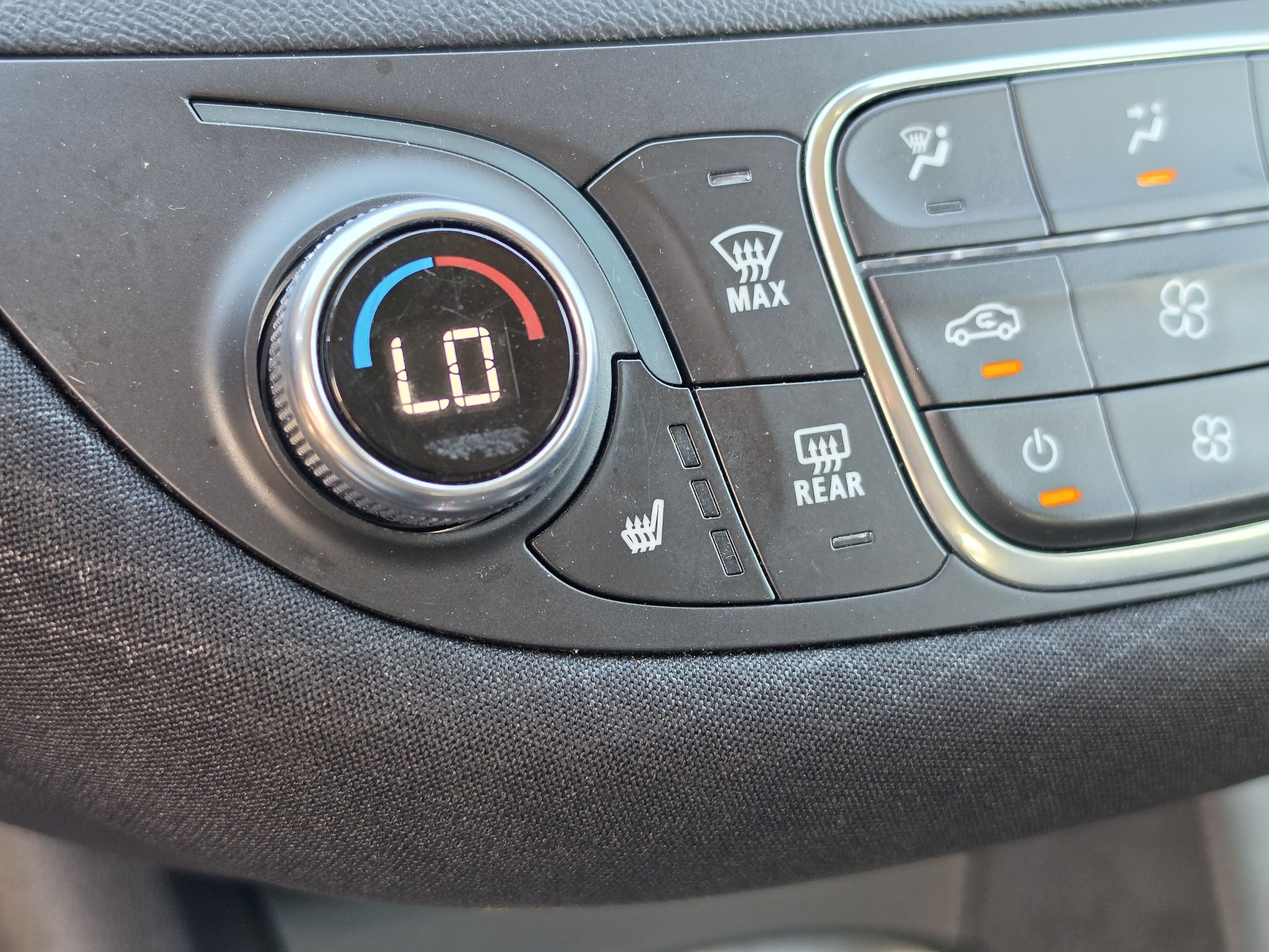 Used 2025 Chevrolet Malibu LT FWD image 28