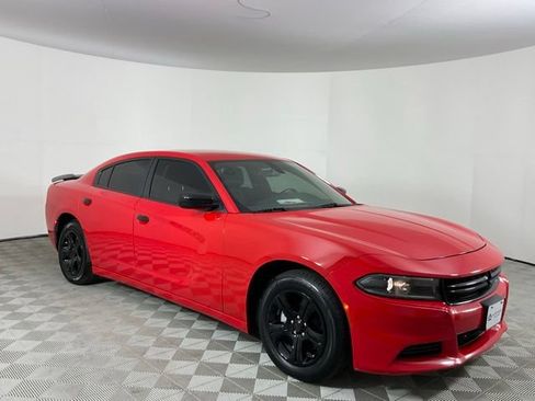 Used 2022 Dodge Charger SXT RWD image 5