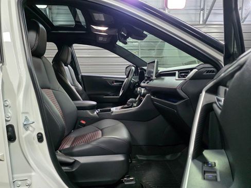 Used 2022 Toyota RAV4 XSE image 14