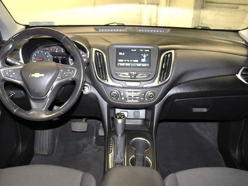 Used 2018 Chevrolet Equinox LT AWD/4WD image 9
