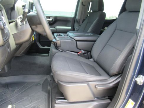 Used 2021 Chevrolet Silverado 1500 Custom RWD image 19