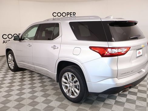 Used 2019 Chevrolet Traverse High Country image 24