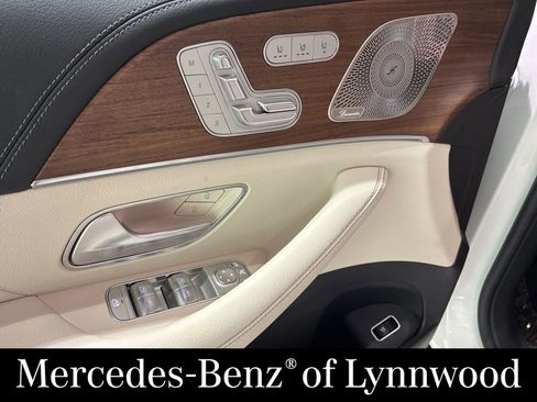 Used 2026 Mercedes-Benz GLE 580 4MATIC image 8