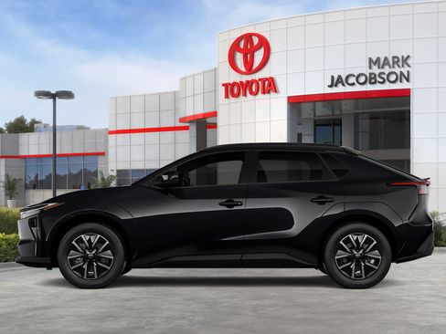 New 2026 Toyota bZ FWD image 4