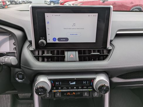 Used 2024 Toyota RAV4 XLE w/ Convenience Package image 11