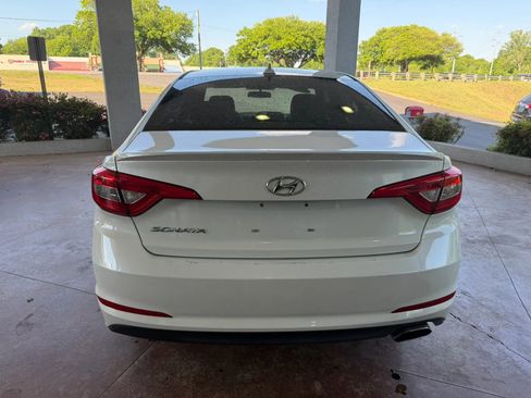 Used 2015 Hyundai Sonata SE FWD image 5