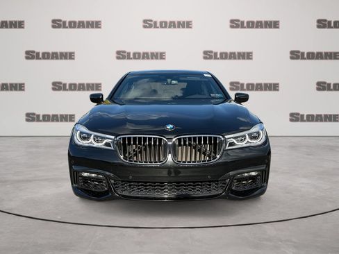 Used 2018 BMW 750i xDrive AWD/4WD image 8