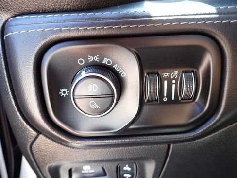 Used 2023 RAM 1500 Limited w/ Trailer Tow Group AWD/4WD image 19