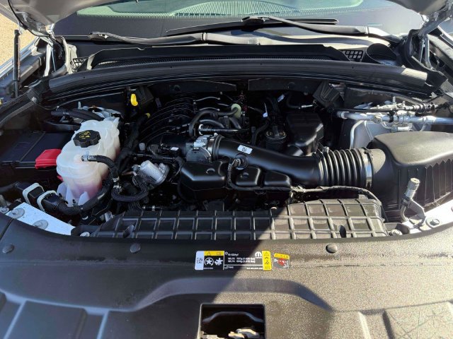 Used 2023 Jeep Grand Cherokee L Laredo AWD/4WD image 20
