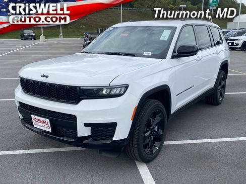 New 2025 Jeep Grand Cherokee L Altitude image 1