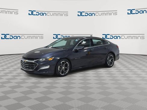 Used 2022 Chevrolet Malibu LT FWD image 4