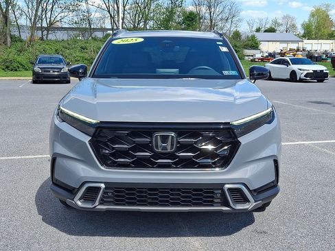 Used 2025 Honda CR-V Sport Touring image 2