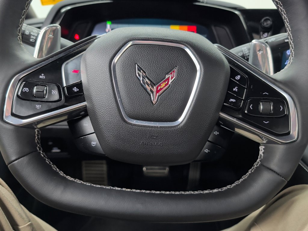 Used 2024 Chevrolet Corvette Stingray Preferred Conv w/ Z51 Performance Package RWD image 13
