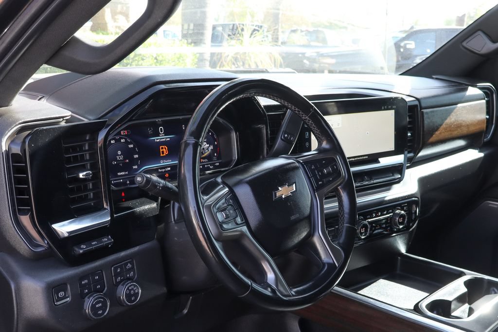 Used 2024 Chevrolet Silverado 3500 High Country w/ High Country Premium Package AWD/4WD image 29