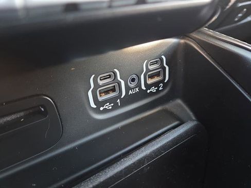 Used 2019 RAM 3500 Limited image 24