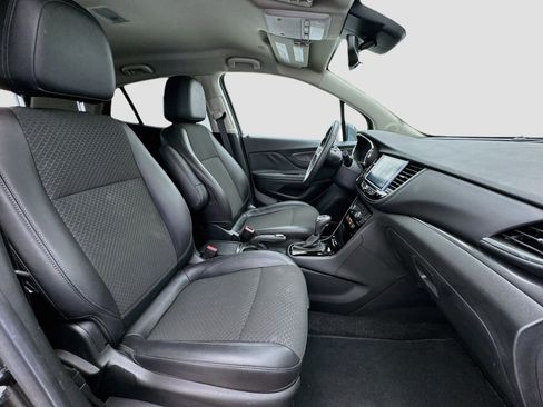 Used 2018 Buick Encore Preferred FWD image 18