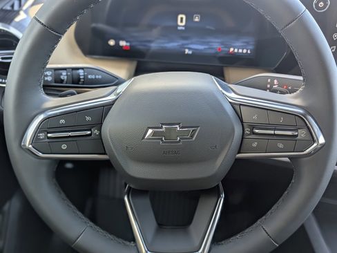 New 2026 Chevrolet Equinox ACTIV w/ Convenience Package III image 19