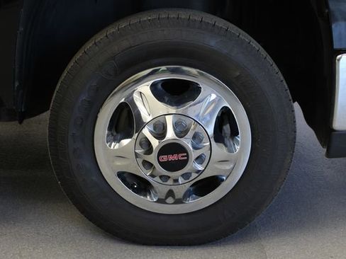 Used 2009 GMC Sierra 3500 SLT w/ SLT Convenience Package AWD/4WD image 3