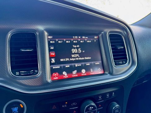 Used 2011 Dodge Charger Rallye image 29