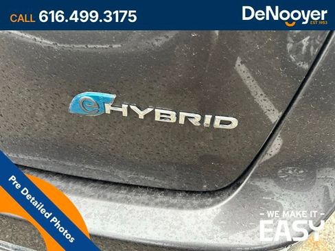 Used 2018 Chrysler Pacifica Limited w/ Advanced Safetytec Group image 6
