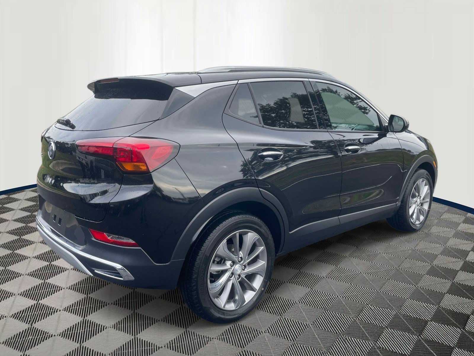 Used 2023 Buick Encore GX Essence w/ Experience Buick Package FWD image 4