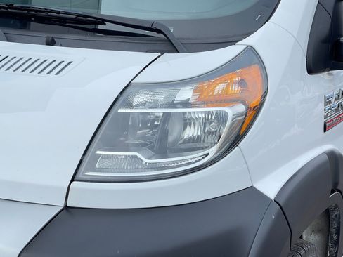 Used 2020 RAM ProMaster 2500 w/ Interior Convenience Group image 30