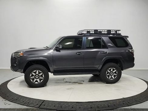 Used 2019 Toyota 4Runner TRD Off-Road Premium AWD/4WD image 4