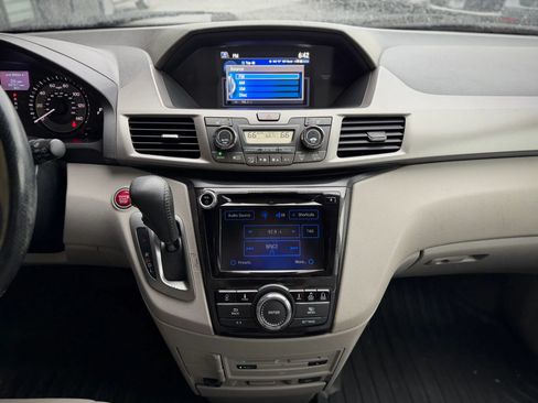 Used 2016 Honda Odyssey Touring image 11