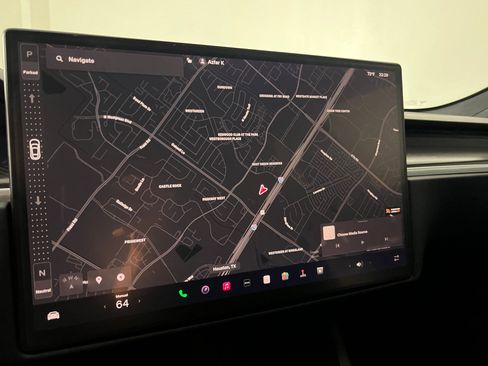 Used 2022 Tesla Model S Plaid image 28