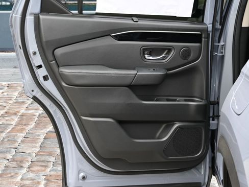 New 2026 Honda Pilot EX-L image 12