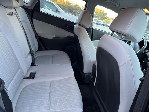 Used 2023 Hyundai Kona SEL w/ Cargo Package image 12