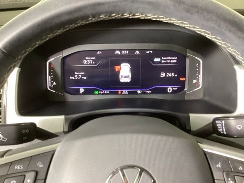 Used 2023 Volkswagen Atlas Cross Sport SE w/ Panoramic Sunroof Package image 29