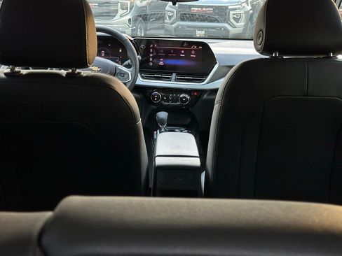 New 2026 Chevrolet Trax LT w/ Driver Confidence Package image 9