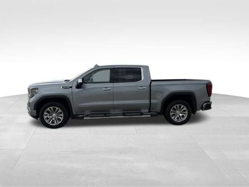 Used 2026 GMC Sierra 1500 Denali w/ Technology Package AWD/4WD image 2