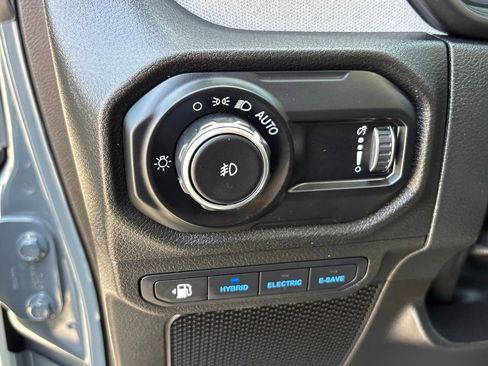 Used 2025 Jeep Wrangler Unlimited Sport S 4xe AWD/4WD image 32